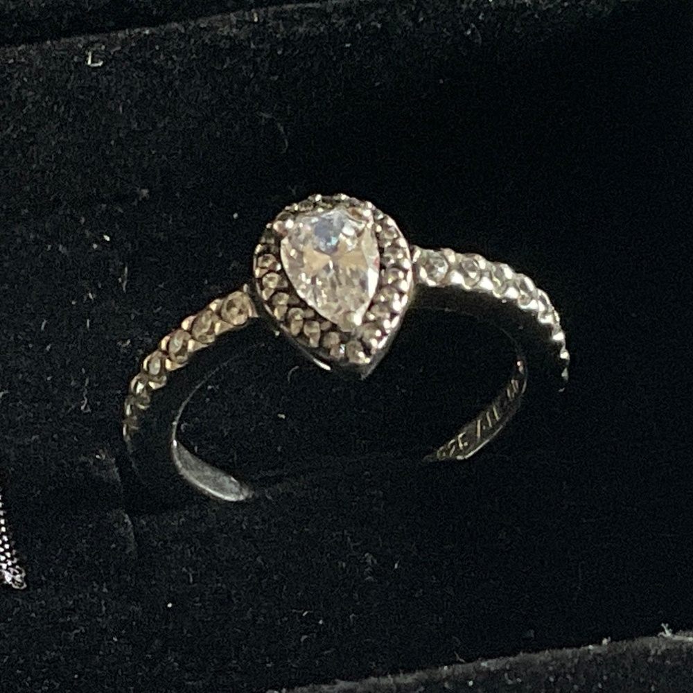 Pandora Silver Teardrop Ring